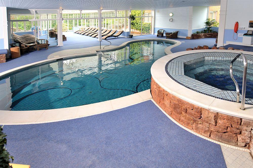 Cedar Falls Health Spa Taunton Bagian luar foto